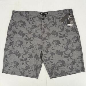 NWT Travis Mathew Inlet Heather Gray Floral Pinstripe Stretch Performance Shorts